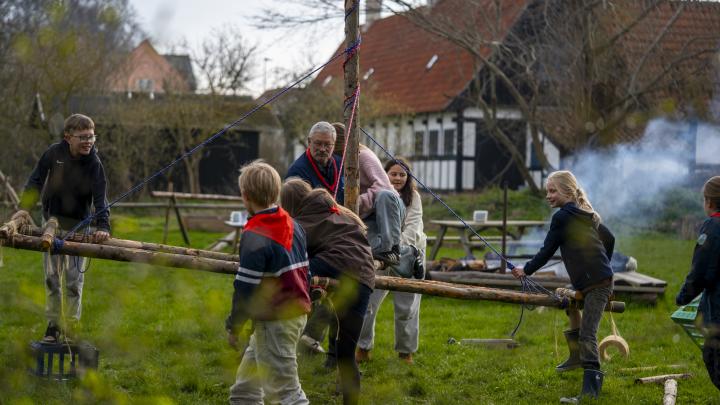 Bygning af karrussel